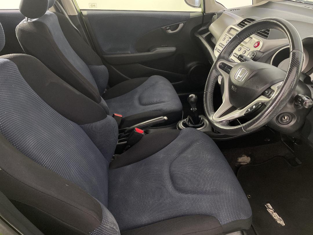 Photo '16' of Honda Jazz Photo '16' of Honda Jazz