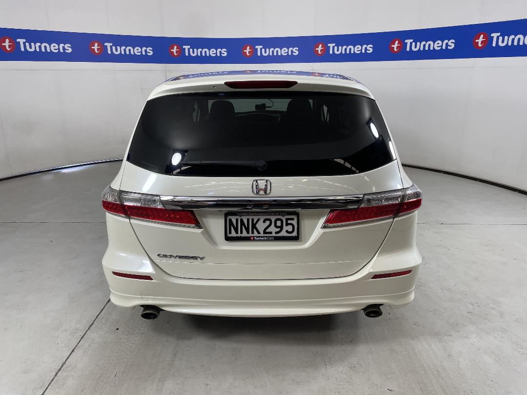 Photo '6' of Honda Odyssey