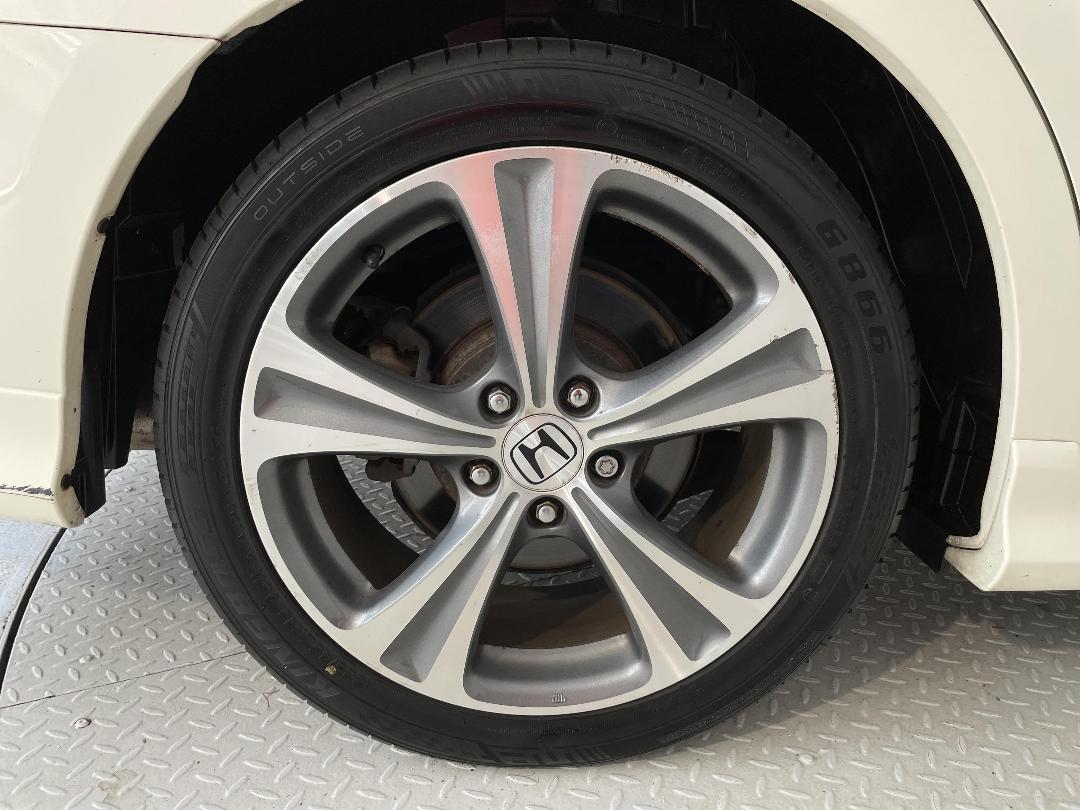 Photo '12' of Honda Odyssey