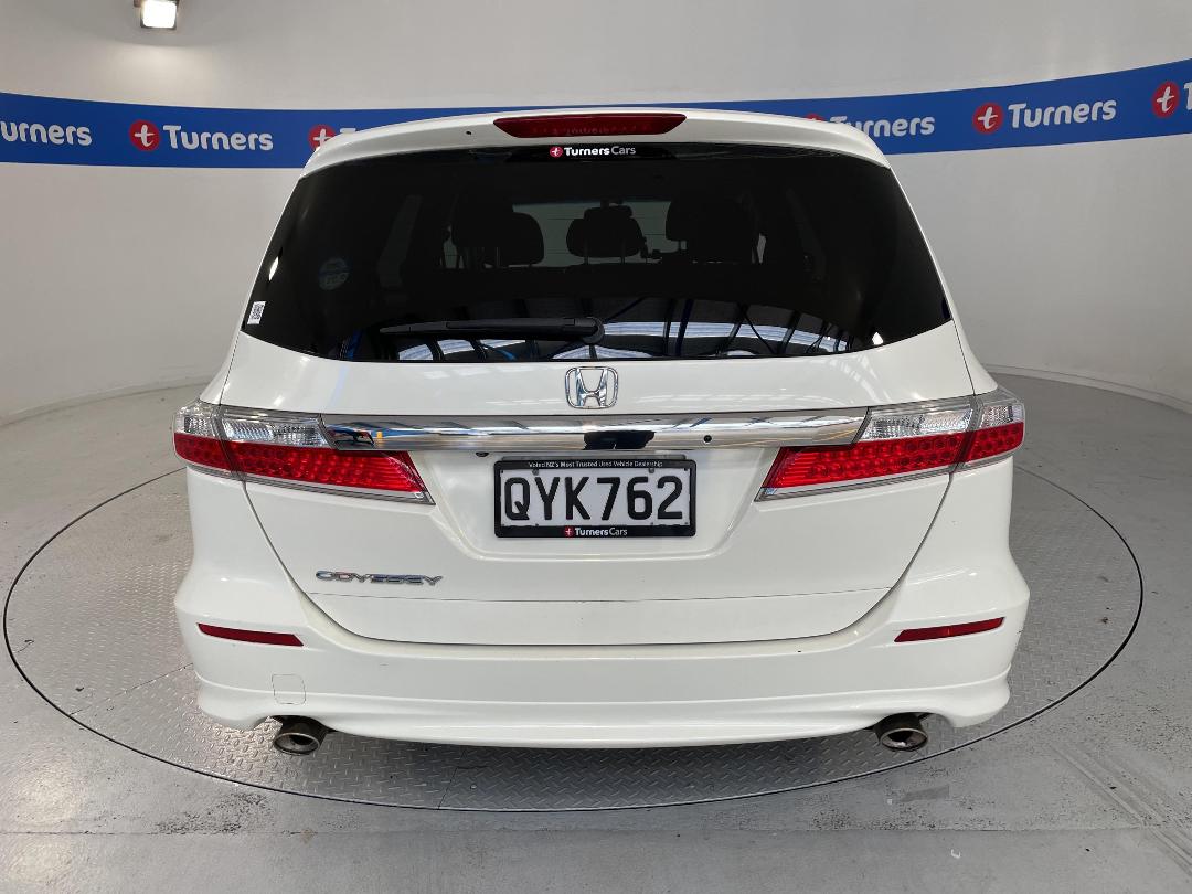 Photo '6' of Honda Odyssey