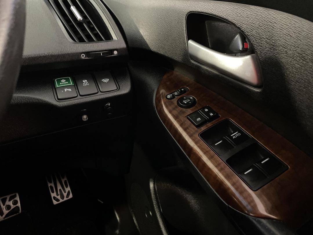 Photo '24' of Honda Odyssey