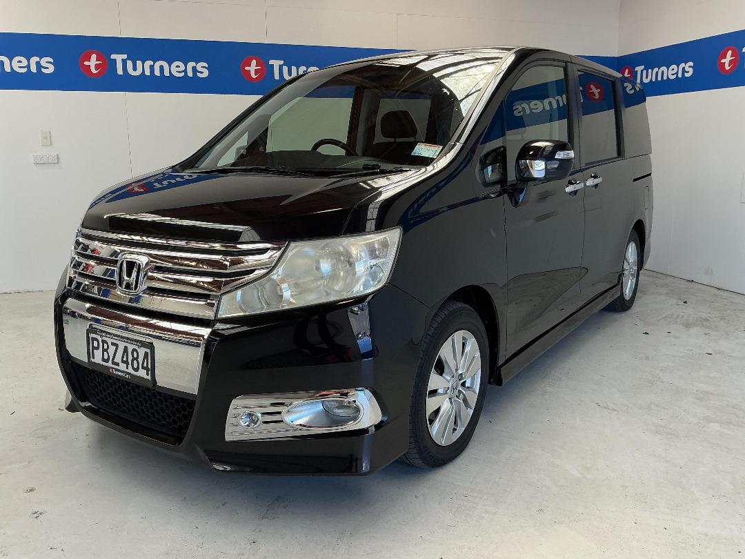 Photo '4' of Honda Stepwagon