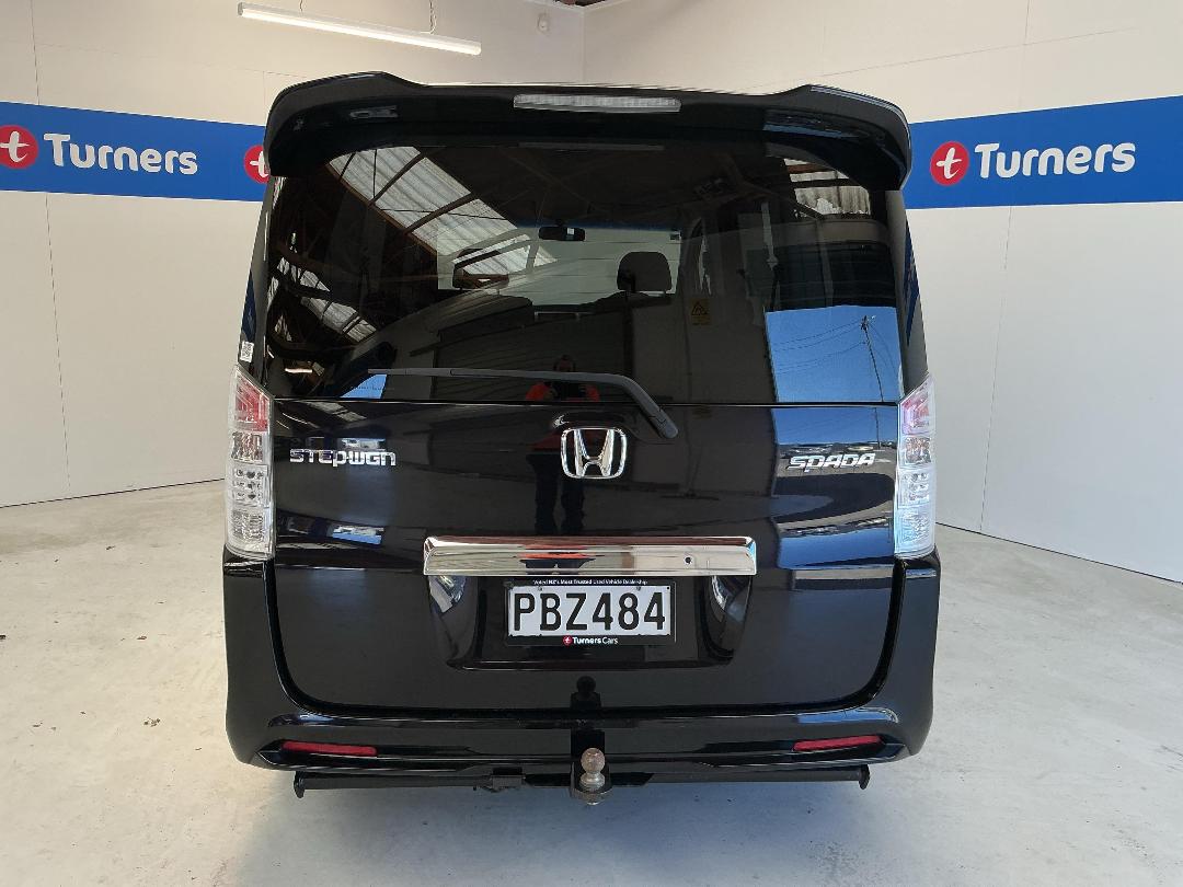 Photo '6' of Honda Stepwagon