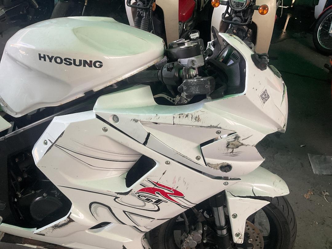 Photo '6' of Hyosung GT250 RN Photo '6' of Hyosung GT250 RN