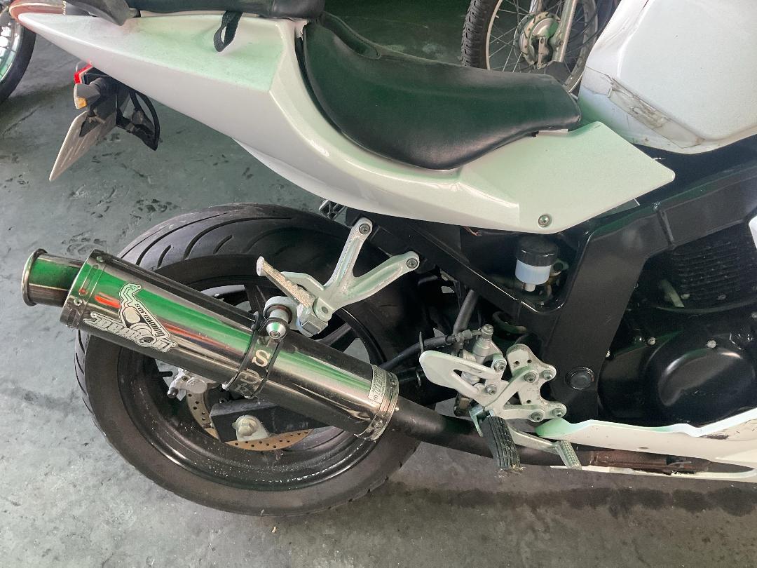 Photo '8' of Hyosung GT250 RN Photo '8' of Hyosung GT250 RN