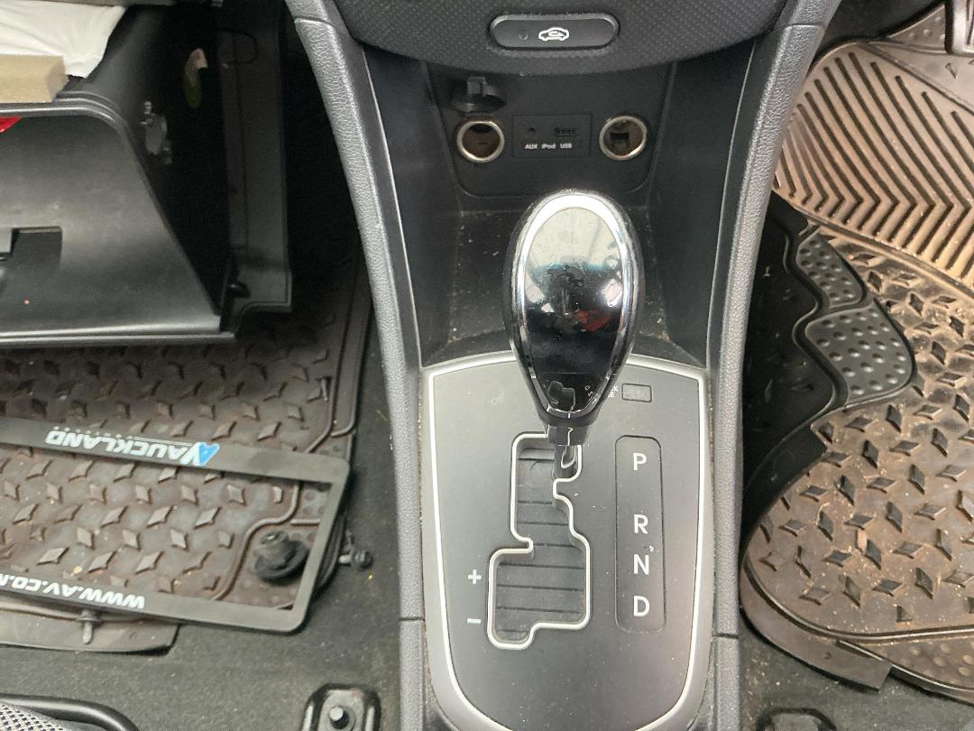 Photo '12' of Hyundai Accent