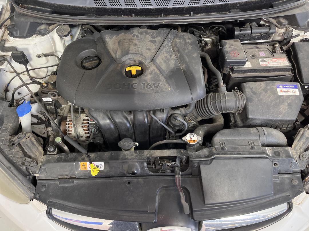 Photo '11' of Hyundai Elantra Photo '11' of Hyundai Elantra