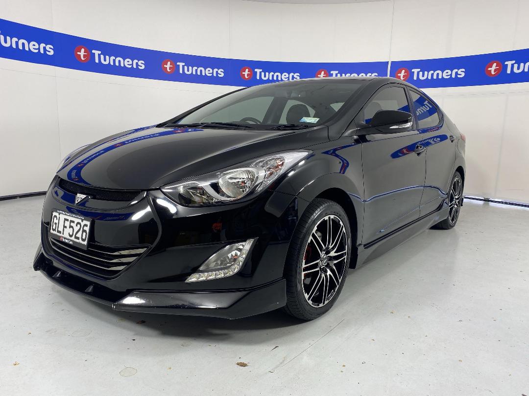 Photo '4' of Hyundai Elantra