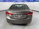 Thumbnail '6' of Hyundai Elantra