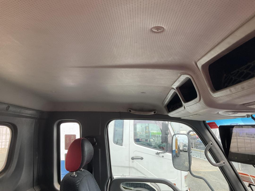 Photo '18' of Hyundai HD75 SUL Flat Deck