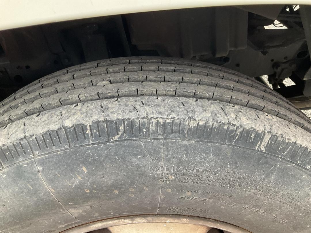 Photo '38' of Hyundai HD75 SUL Flat Deck