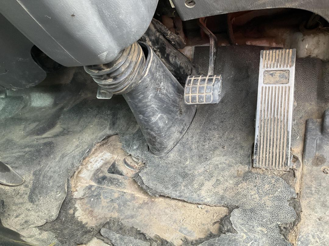 Photo '44' of Hyundai HD75 SUL Flat Deck