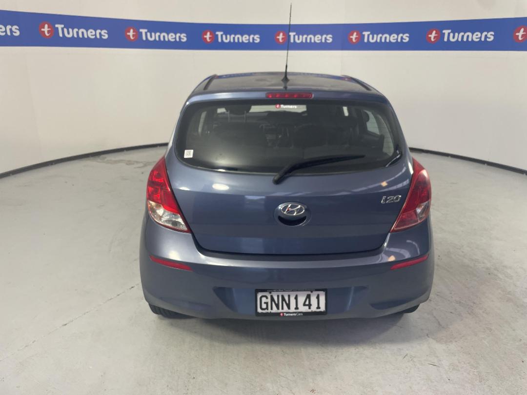 Photo '6' of Hyundai I20