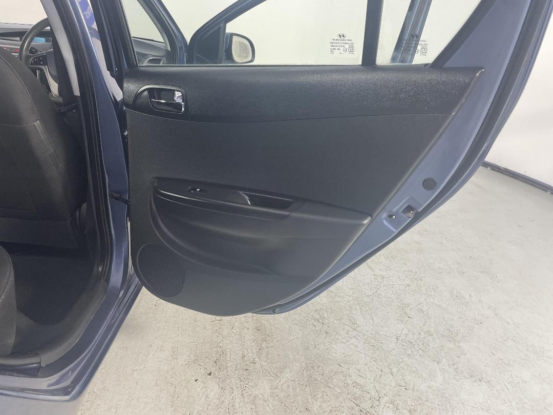 Photo '19' of Hyundai I20