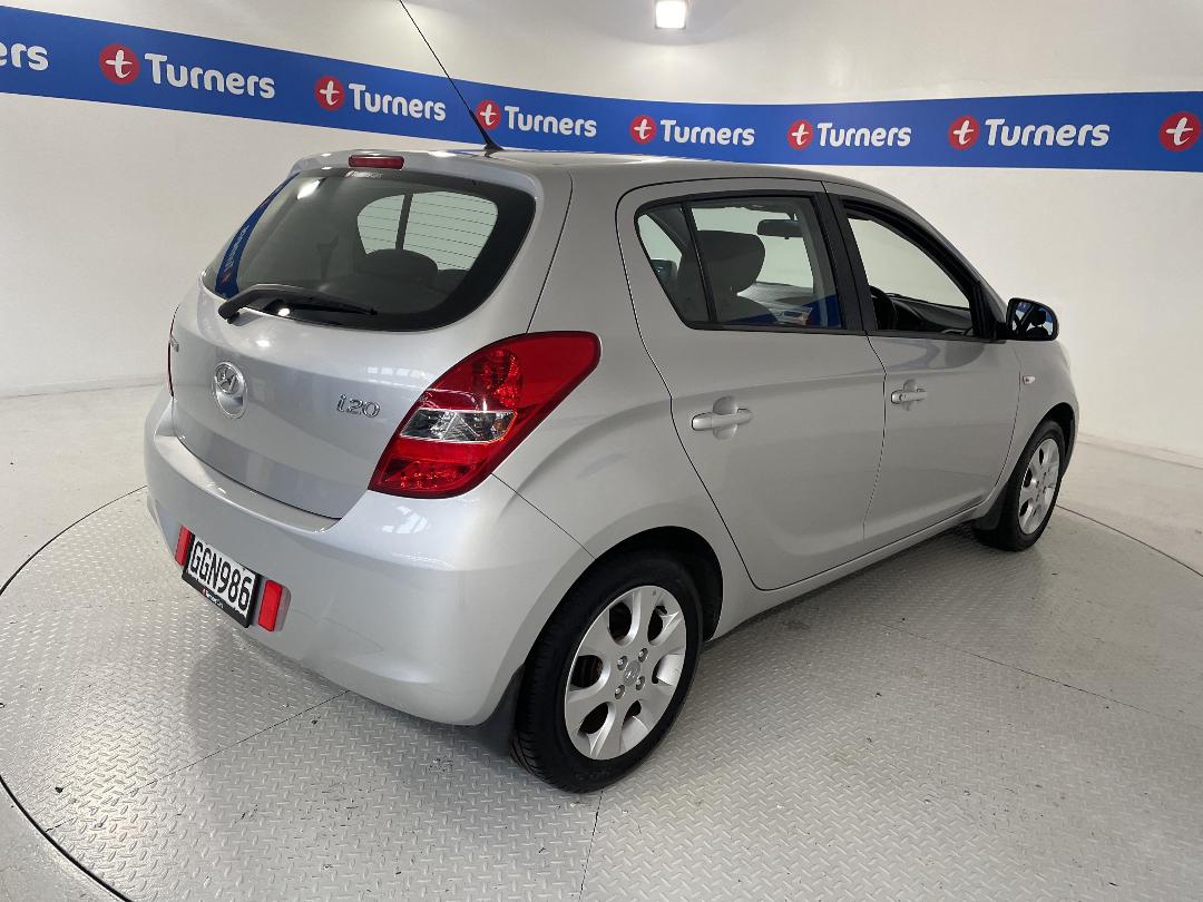 Photo '7' of Hyundai I20