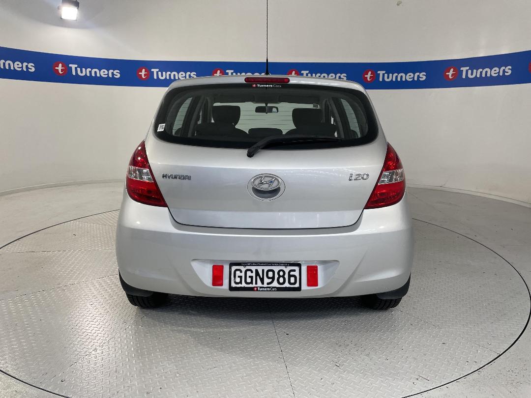 Photo '6' of Hyundai I20