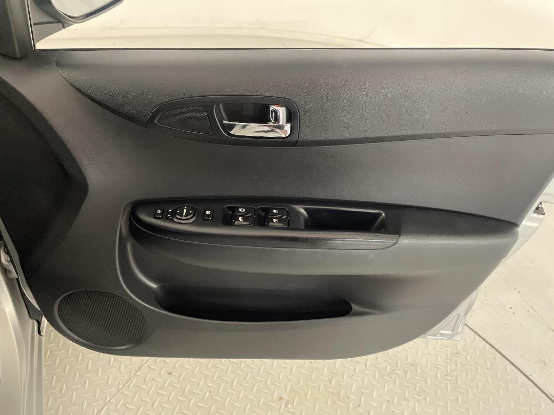 Photo '15' of Hyundai I20