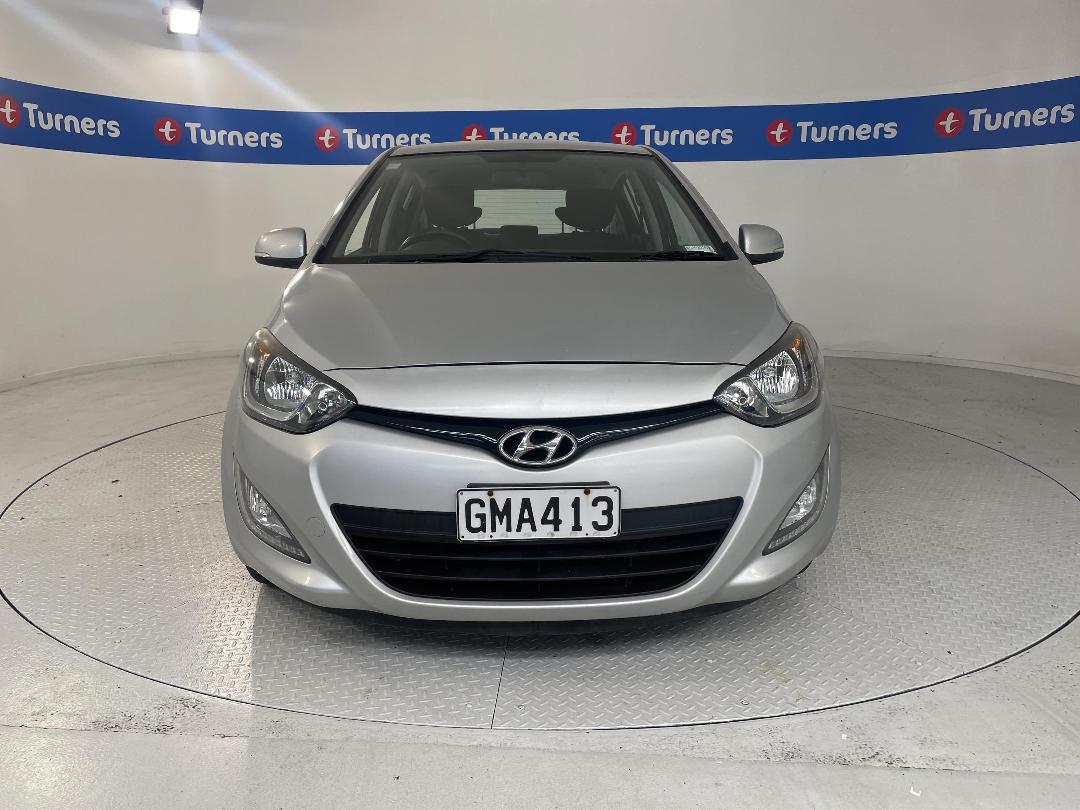 Photo '2' of Hyundai I20