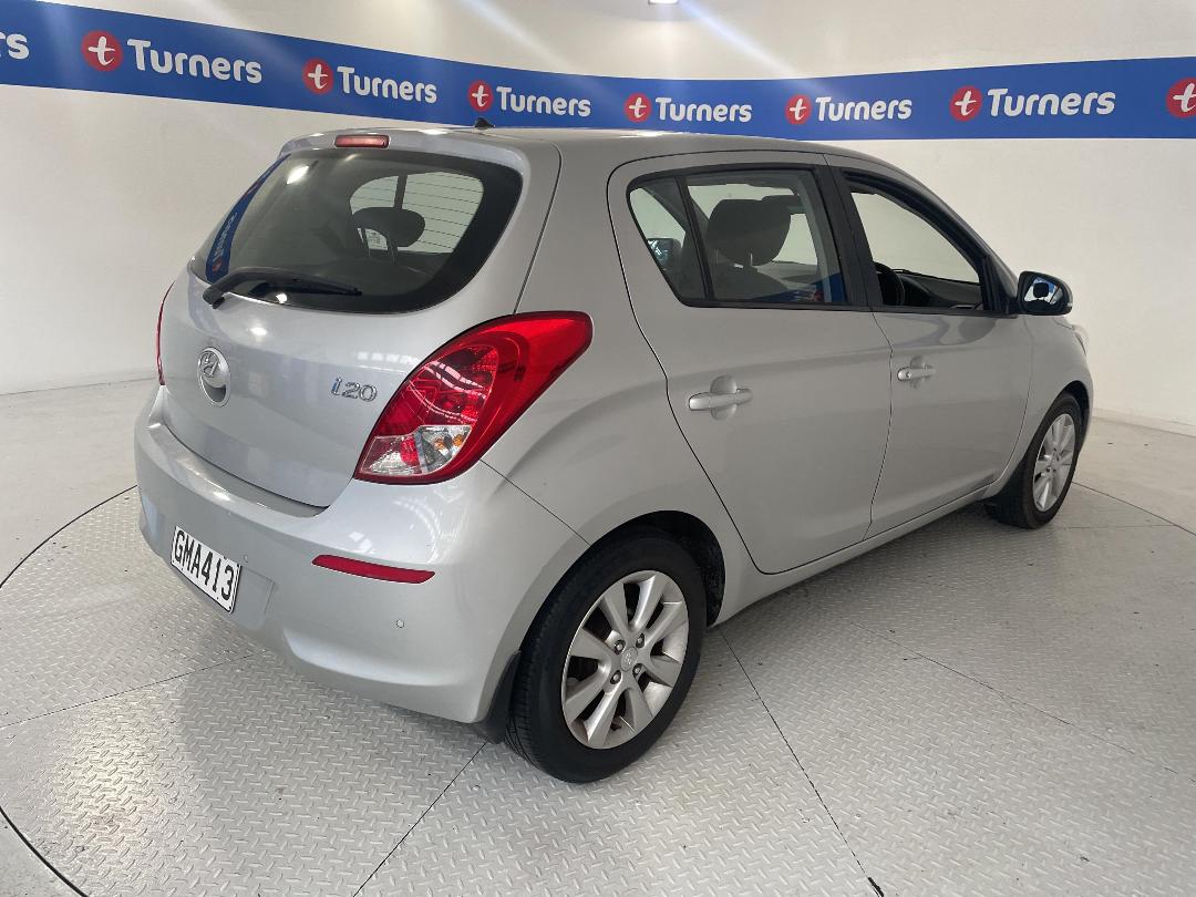 Photo '7' of Hyundai I20