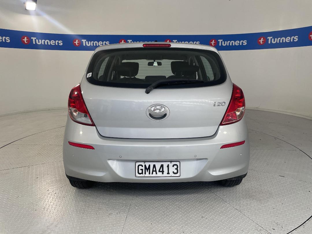 Photo '6' of Hyundai I20