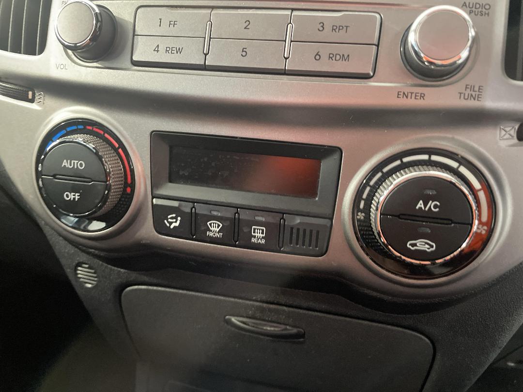 Photo '29' of Hyundai I20