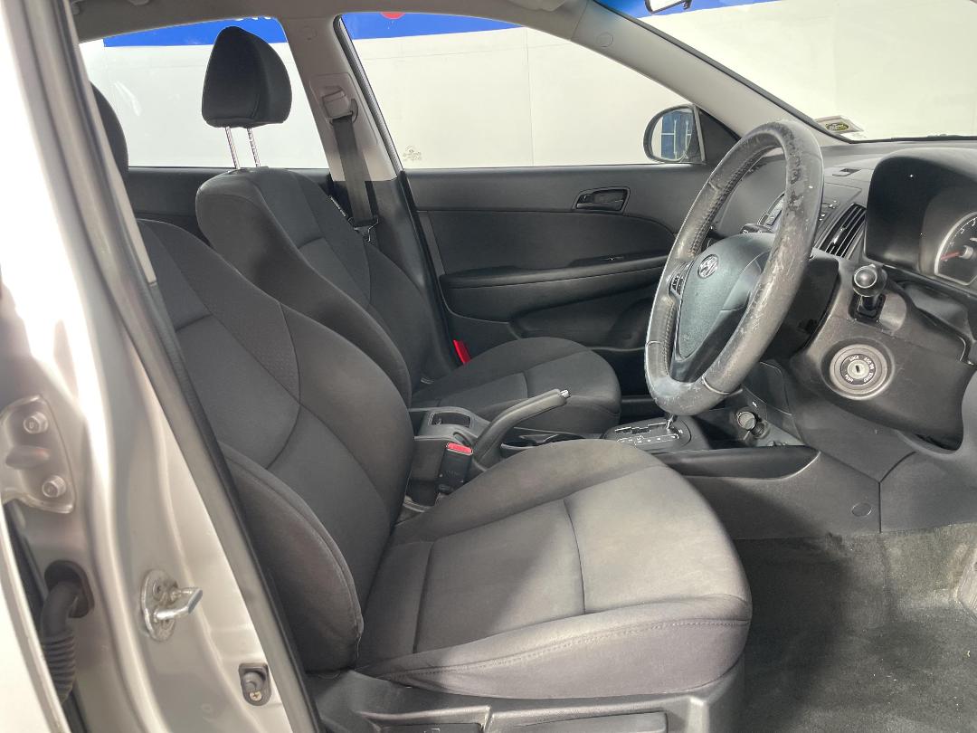 Photo '16' of Hyundai I30