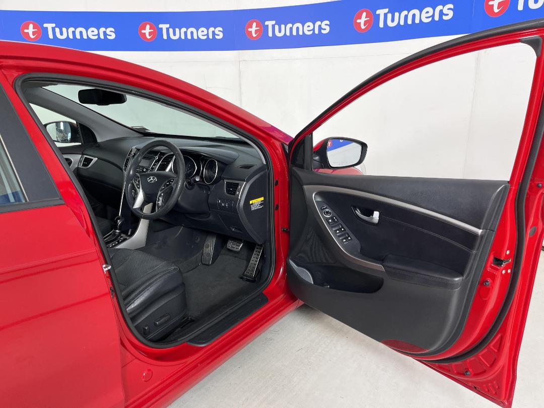 Photo '15' of Hyundai I30 Photo '15' of Hyundai I30