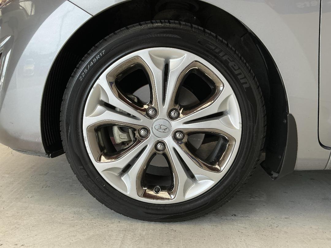 Photo '10' of Hyundai I30