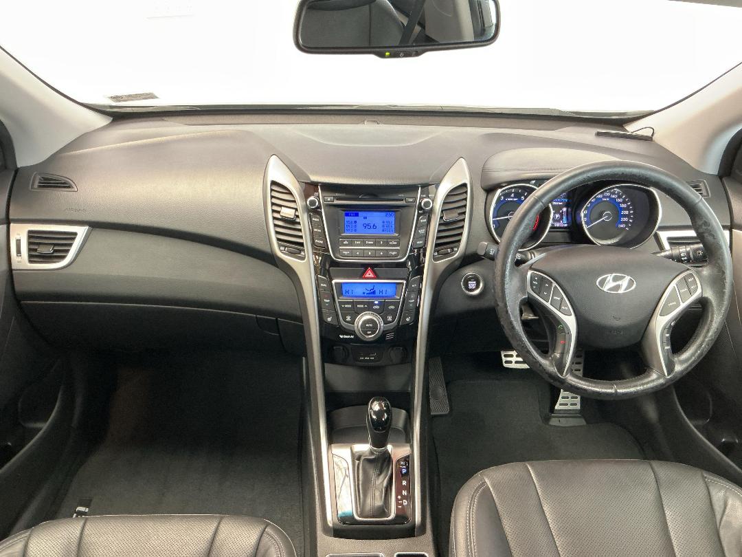 Photo '17' of Hyundai I30