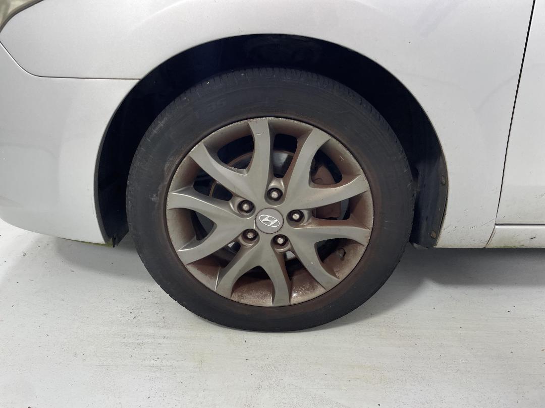 Photo '8' of Hyundai I30