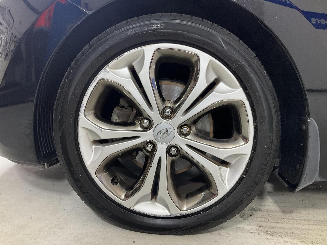 Photo '10' of Hyundai I30