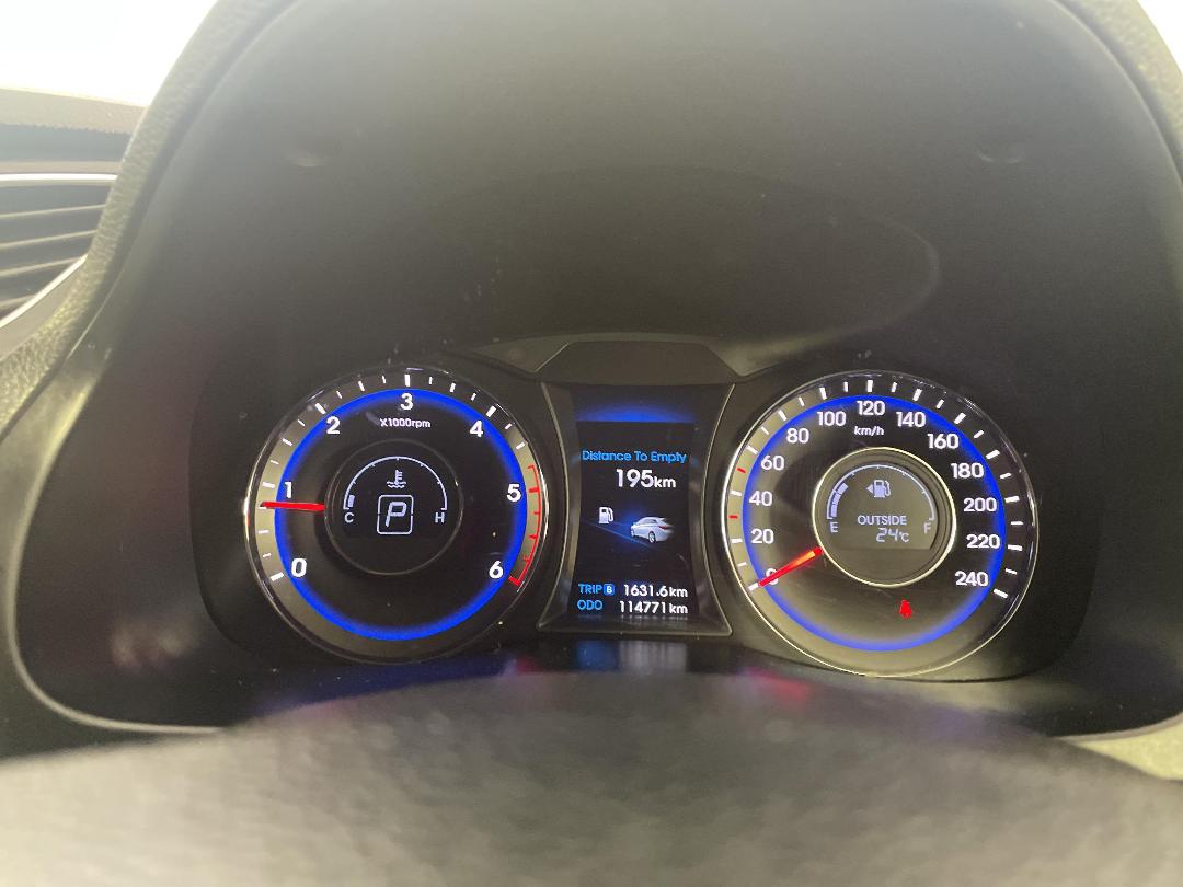 Photo '21' of Hyundai I40