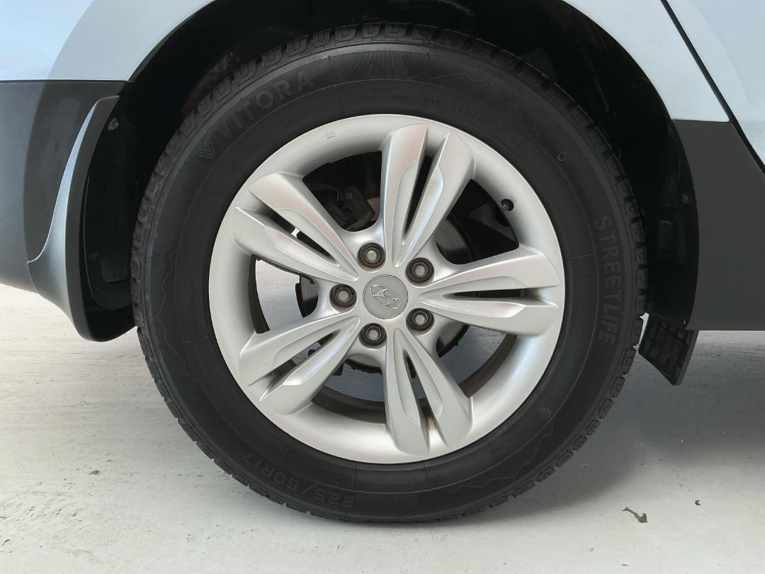 Photo '12' of Hyundai Ix35