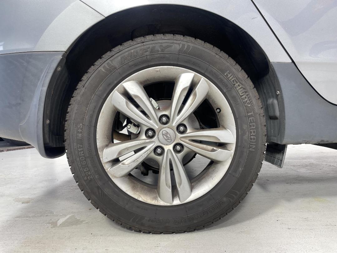 Photo '8' of Hyundai Ix35 Photo '8' of Hyundai Ix35