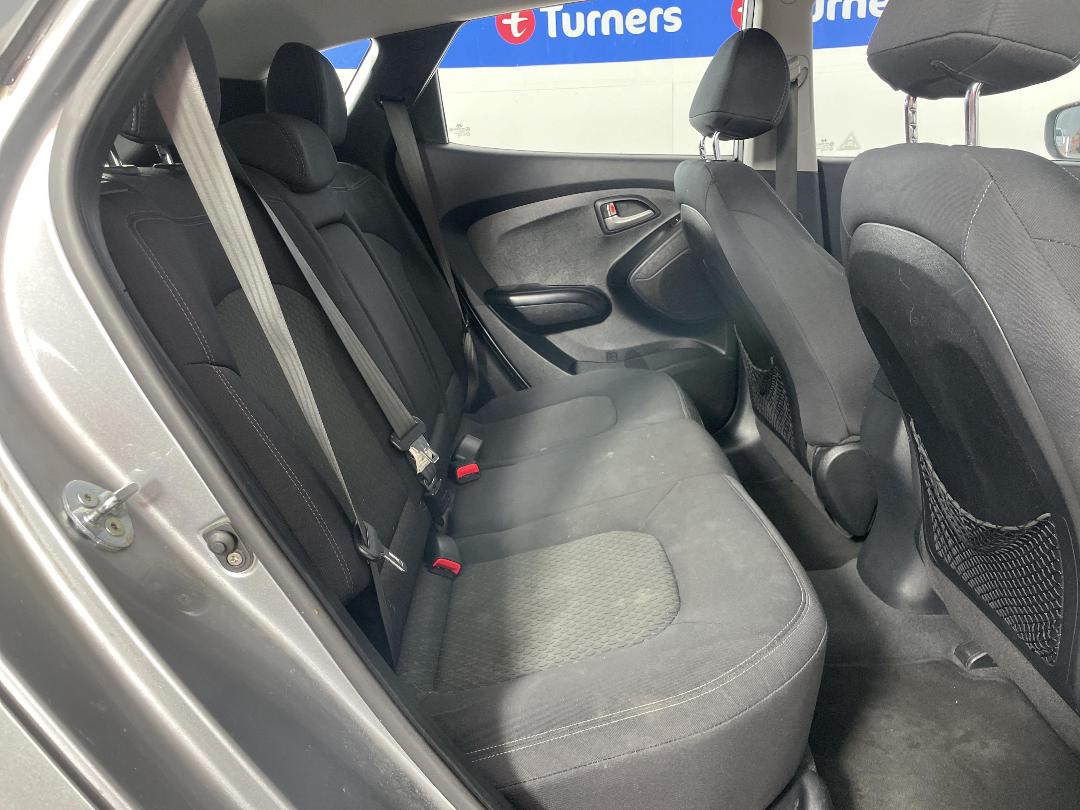 Photo '18' of Hyundai Ix35 Photo '18' of Hyundai Ix35