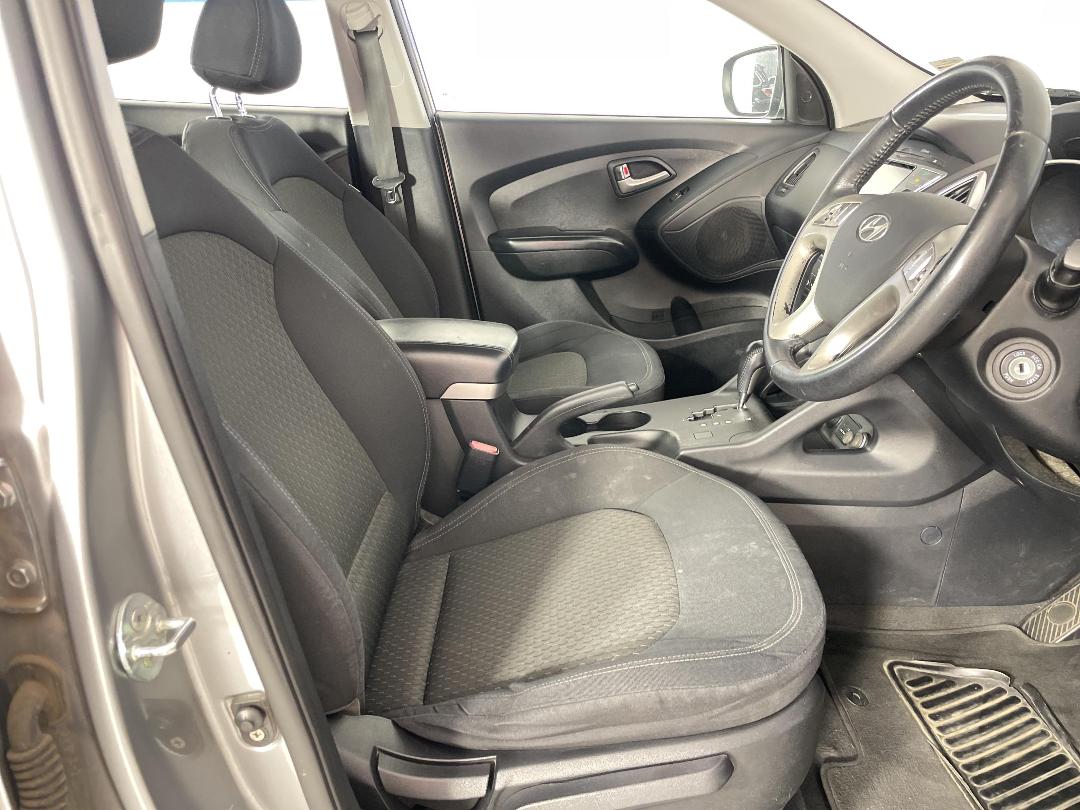 Photo '14' of Hyundai Ix35 Photo '14' of Hyundai Ix35