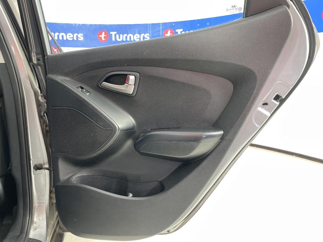 Photo '17' of Hyundai Ix35 Photo '17' of Hyundai Ix35