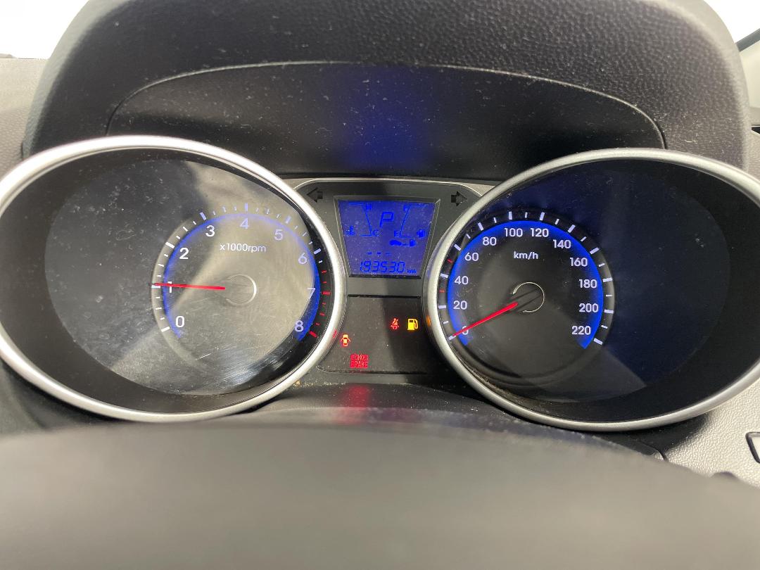 Photo '16' of Hyundai Ix35 Photo '16' of Hyundai Ix35