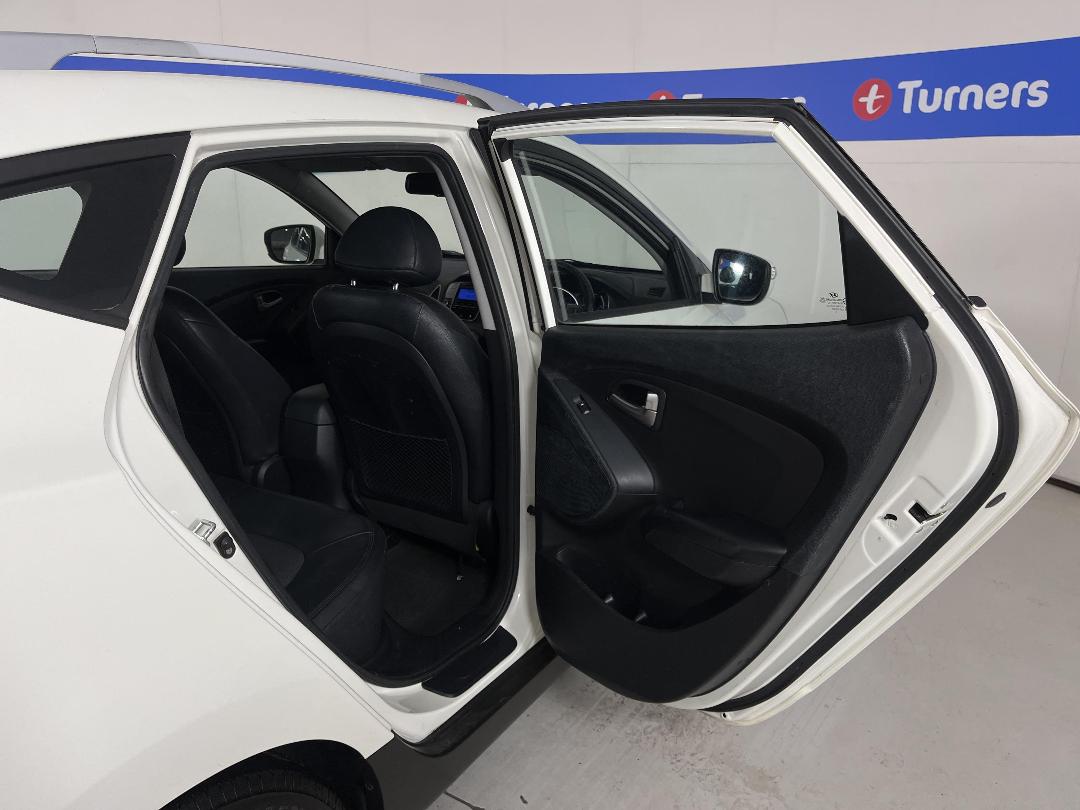 Photo '19' of Hyundai Ix35