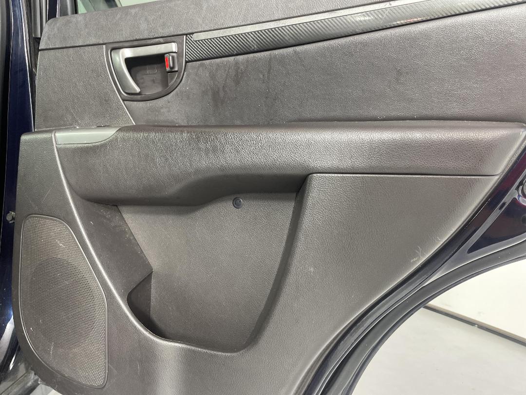 Photo '19' of Hyundai Santa FE