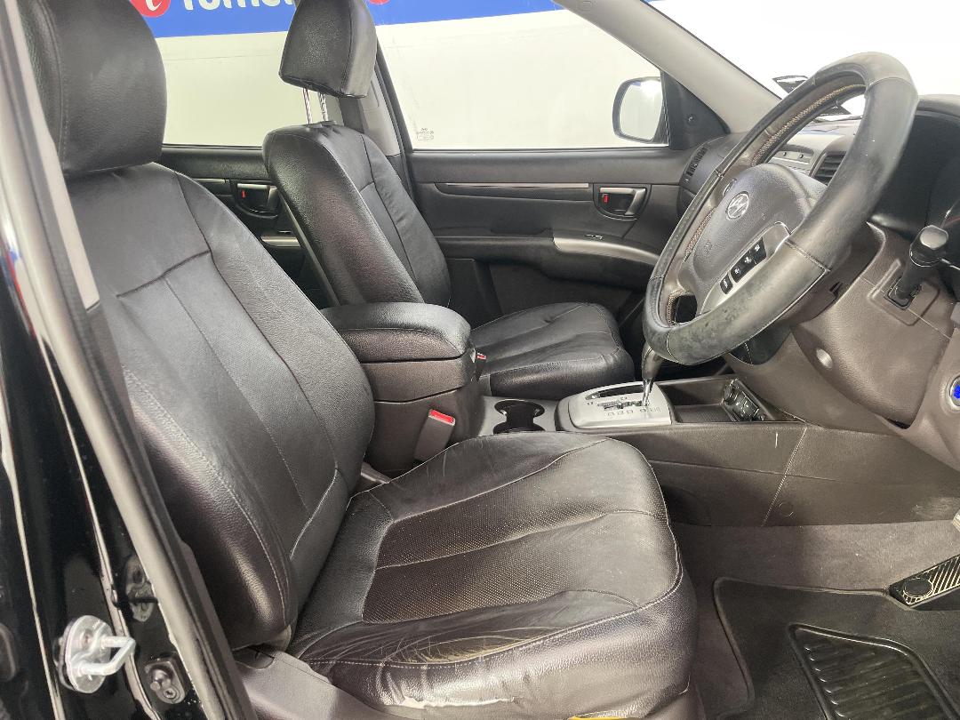 Photo '16' of Hyundai Santa FE Photo '16' of Hyundai Santa FE