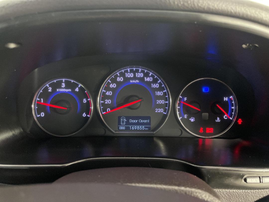 Photo '21' of Hyundai Santa FE Photo '21' of Hyundai Santa FE