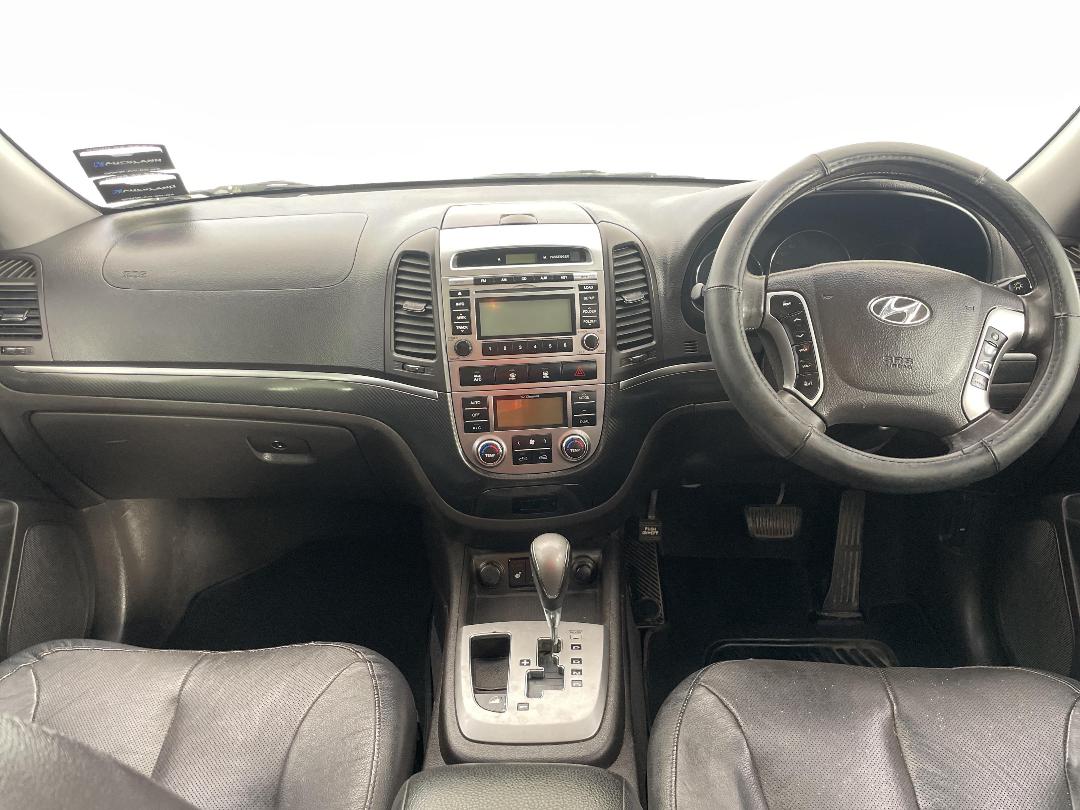 Photo '17' of Hyundai Santa FE Photo '17' of Hyundai Santa FE