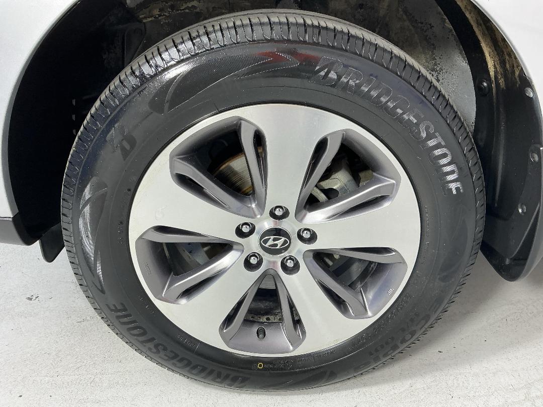 Photo '10' of Hyundai Santa FE