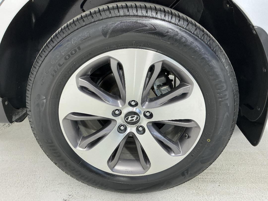 Photo '11' of Hyundai Santa FE