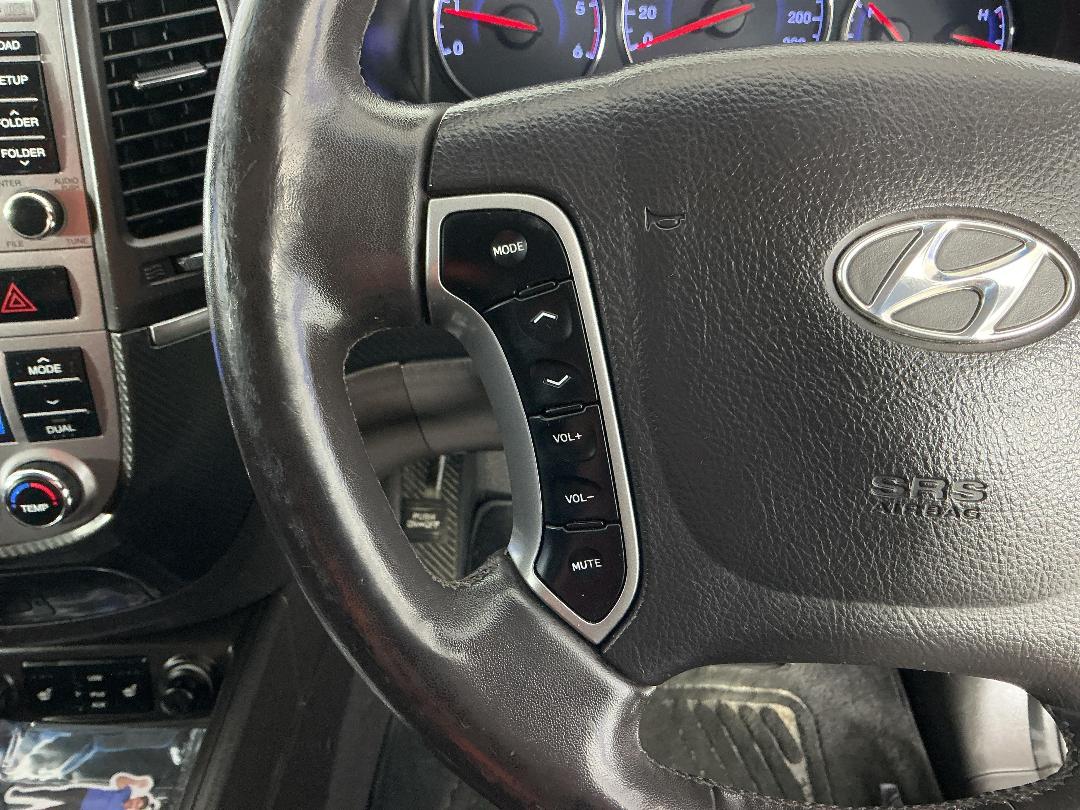 Photo '23' of Hyundai Santa FE