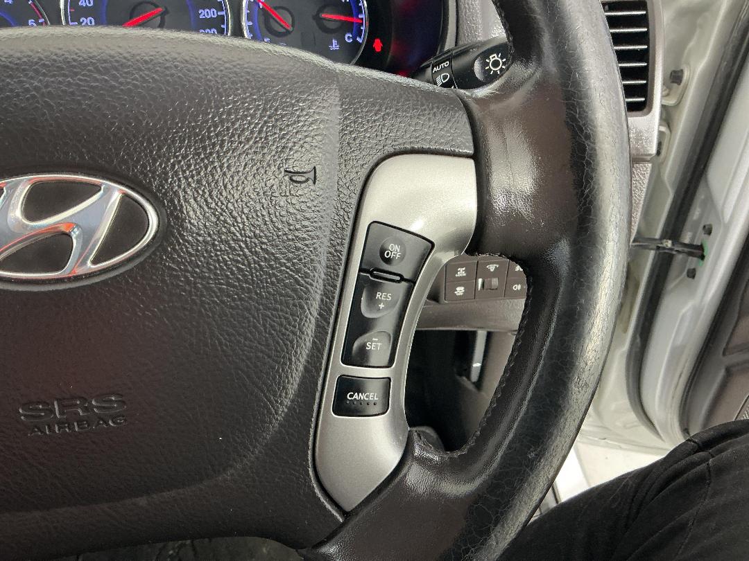 Photo '24' of Hyundai Santa FE