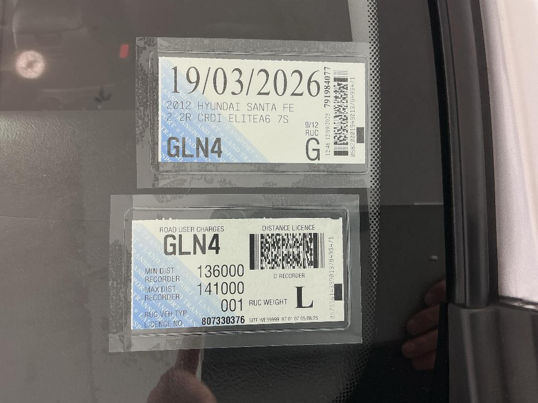 Photo '28' of Hyundai Santa FE