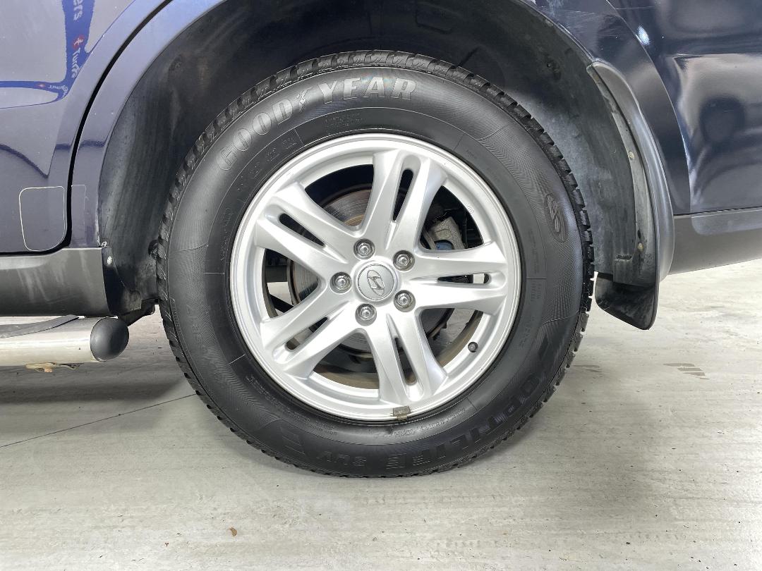 Photo '11' of Hyundai Santa FE