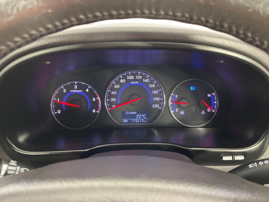 Photo '21' of Hyundai Santa FE